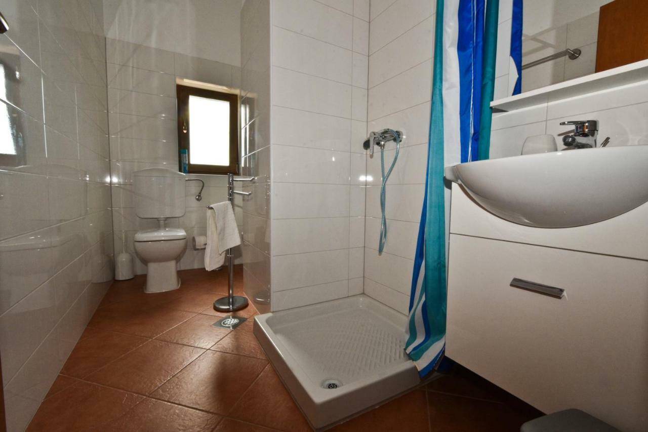 Rooms Agroturizam Romano Буйе Экстерьер фото