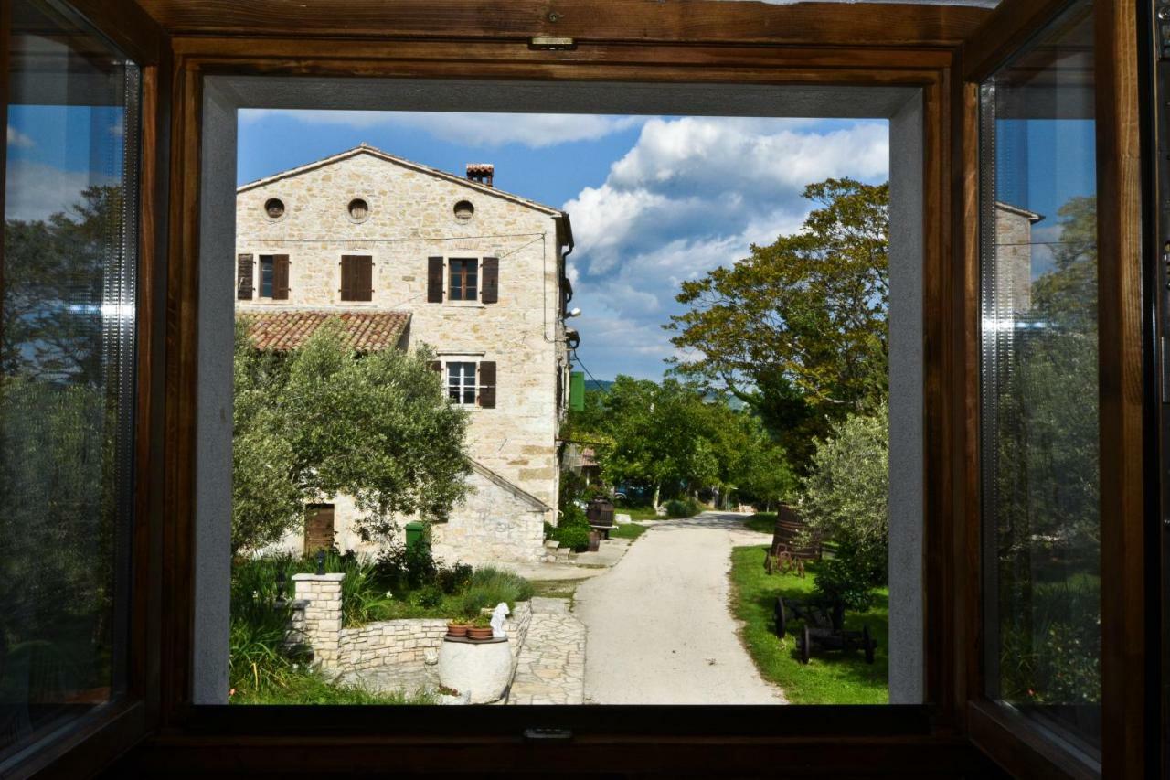 Rooms Agroturizam Romano Буйе Экстерьер фото