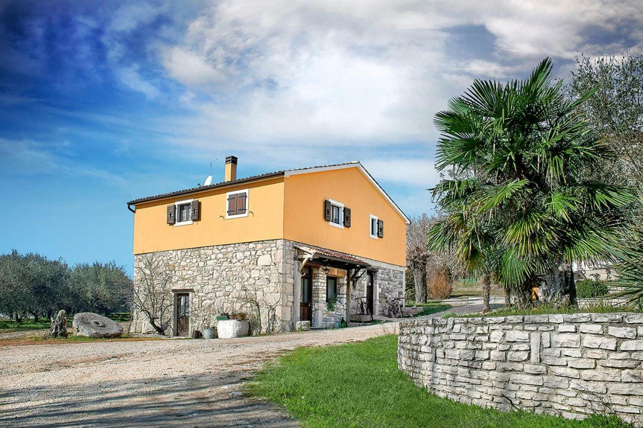 Rooms Agroturizam Romano Буйе Экстерьер фото